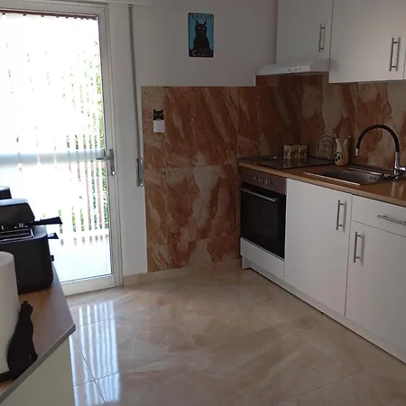 Apartament Mavros Gatos Epanomi